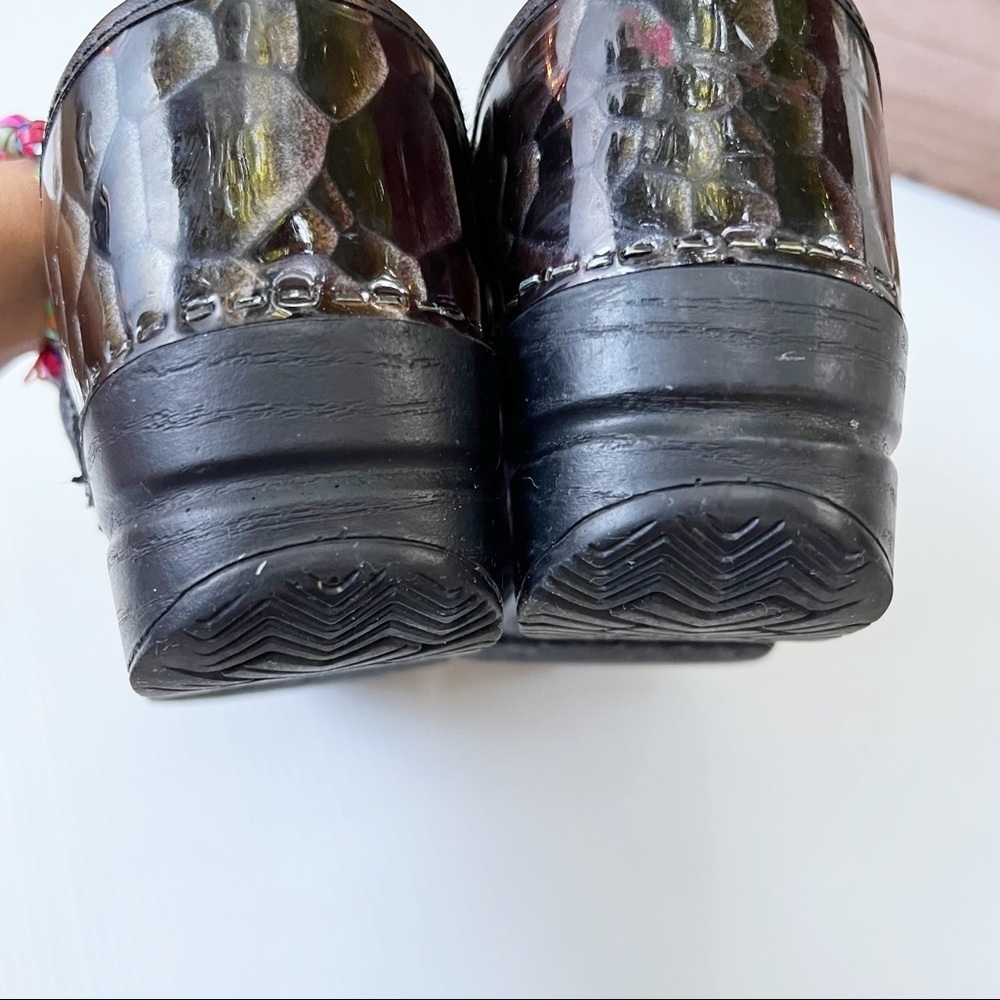Dansko- Resptile/Snake Print Clogs Size 39 - image 3